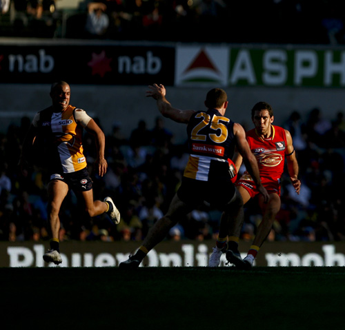 Bennell Evades