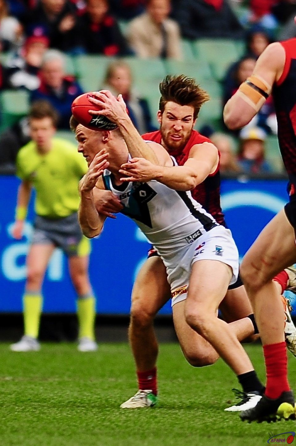 Robbie Gray gets tackled