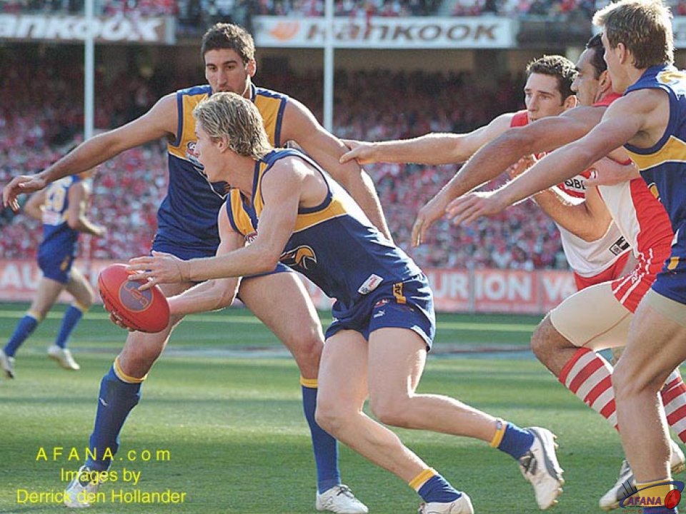 [b]The Eagles forte was the delivery of pin-point passes from defence, under extreme pressure, to thwart another Swans attacking