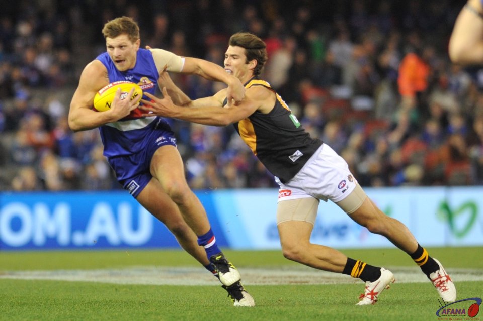 Jack Redpath escapes the clutches of Alex Rance