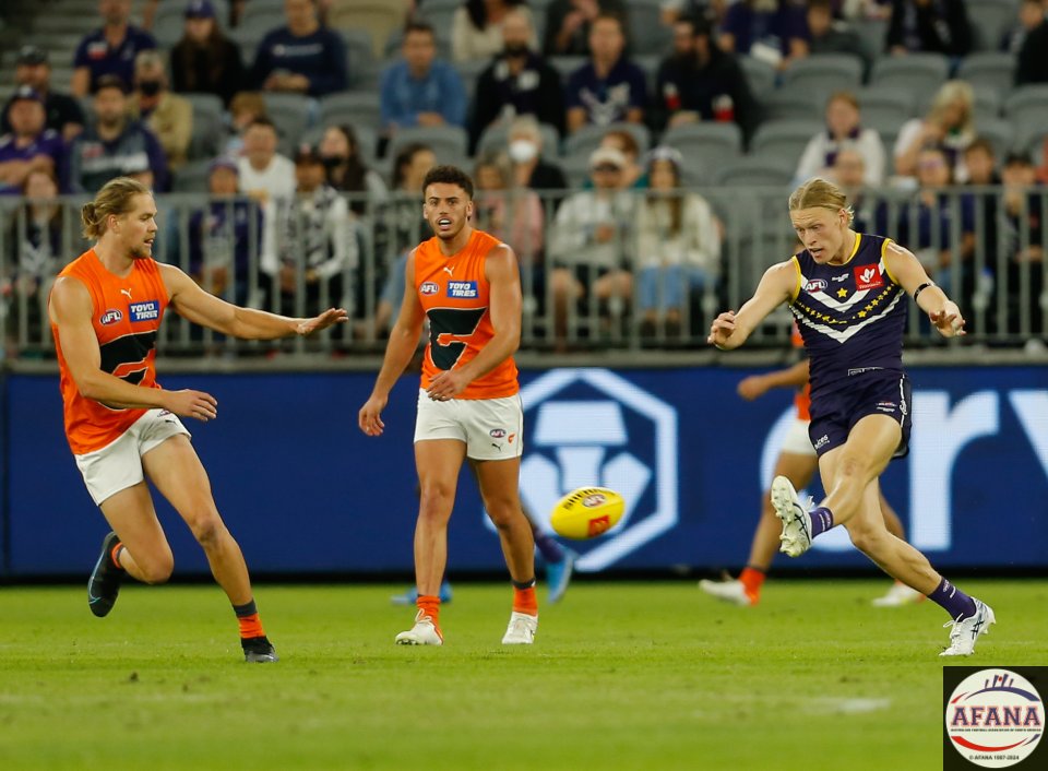 Young attacks for Dockers