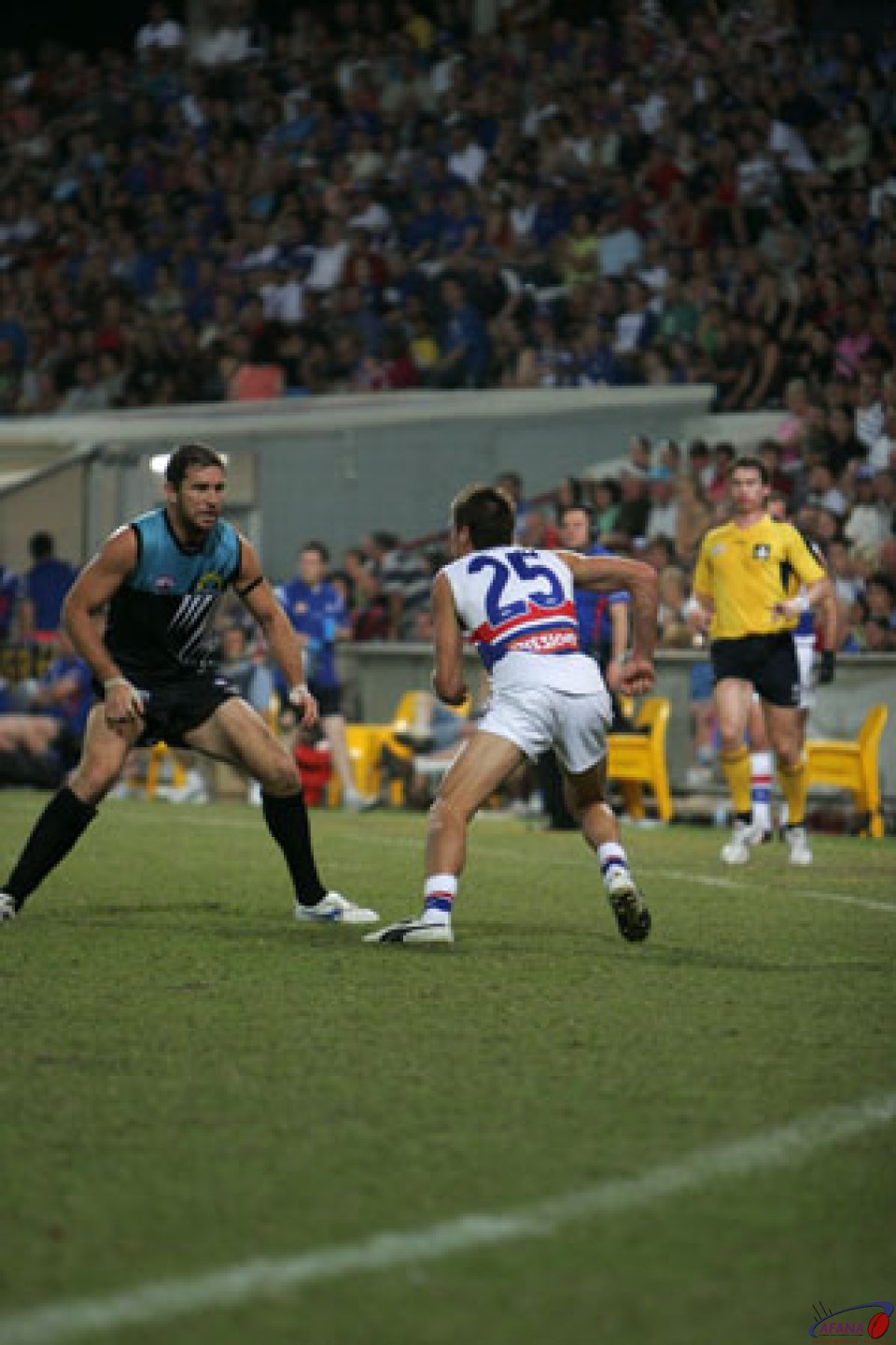 Action from Bulldogs v Port round 12