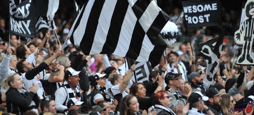 Magpie Army in full cheer as Collingwood down the Cats 