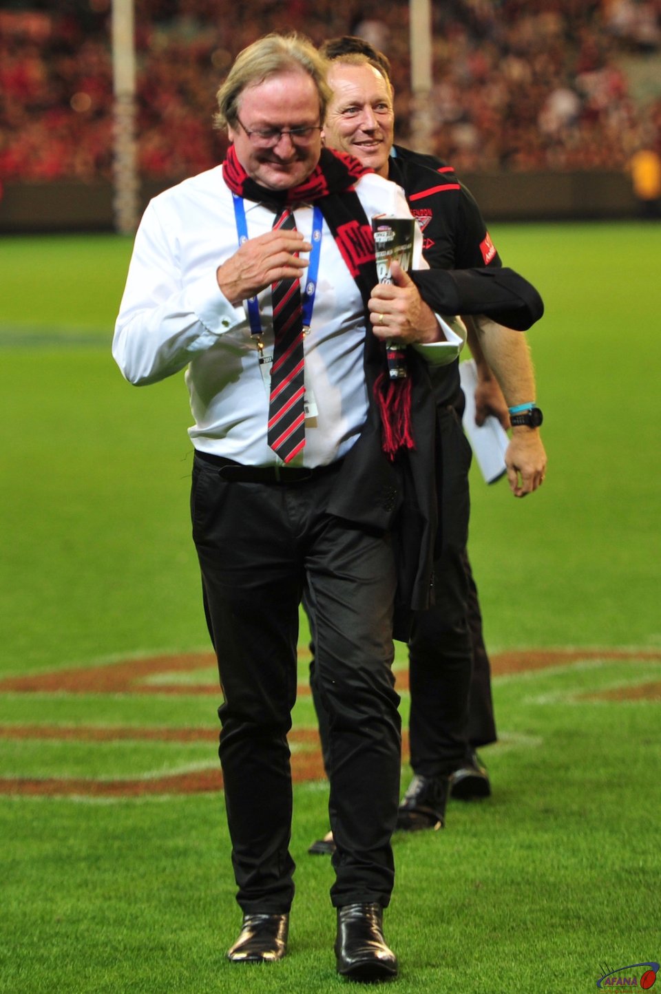 Kevin Sheedy is exstatic after the Bombers win