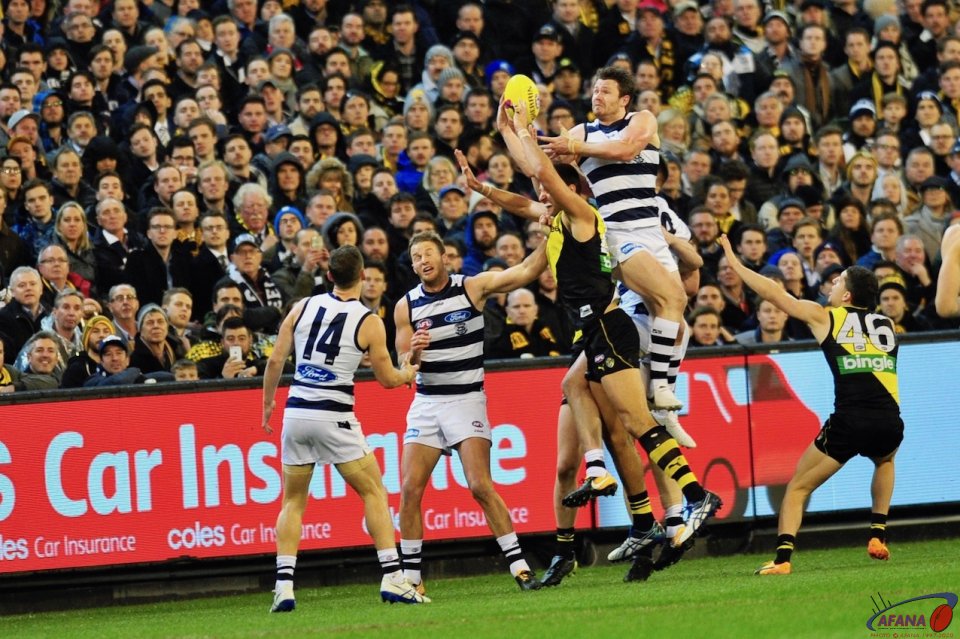 Dangerfield marks in his 200th game
